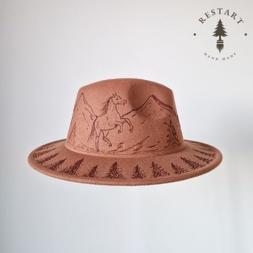 Kapelusz Góry i koń