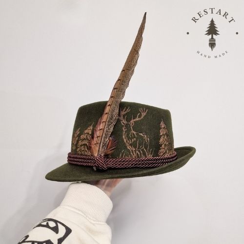 Kapelusz myśliwski - z piórem