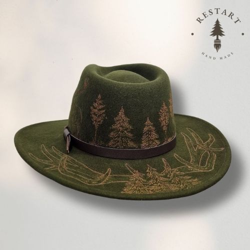 Kapelusz myśliwski - szerokie rondo